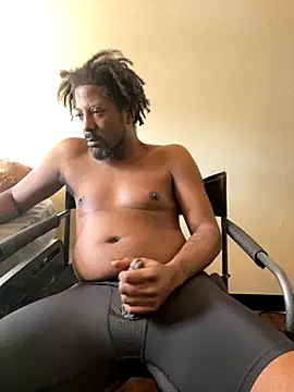 viceutk1 online show from October 2025 02:39:02 PM