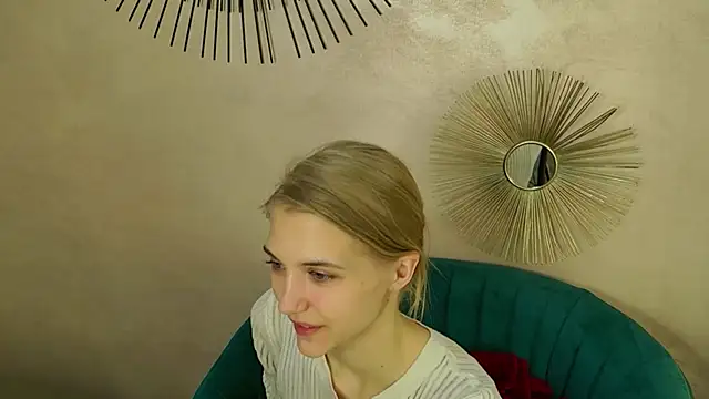 4example Chloe online show from March 2026 05:35:01 AM