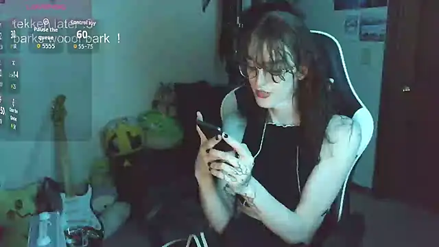 comfyknife online show from July 2026 05:10:02 AM
