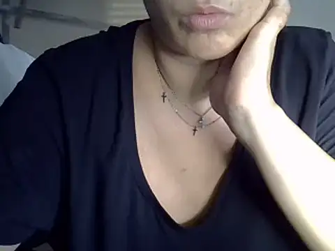 ITALIANASISIXX online show from July 2026 05:49:02 AM