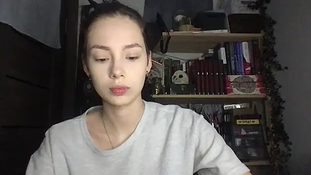 Yuna5343 online show from March 2026 10:26:02 PM