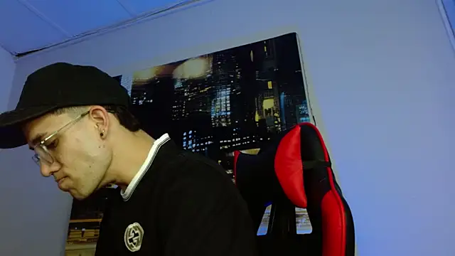 alexgiraldo   online show from March 2026 01:04:02 PM