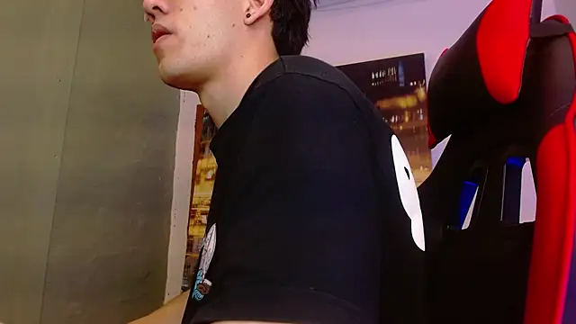 alexgiraldo   online show from May 2026 11:54:01 PM