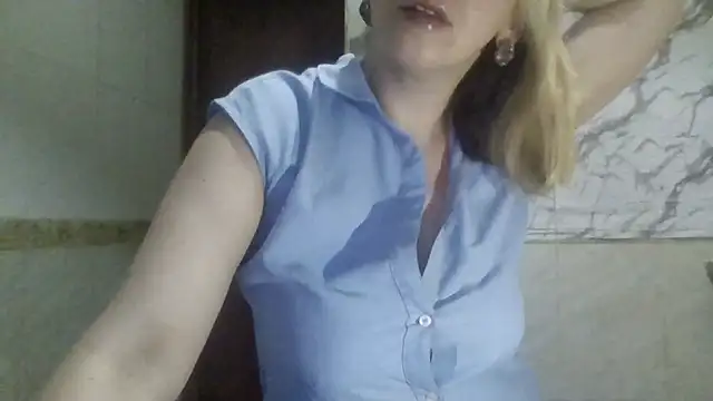 MiyaHottie online show from July 2026 06:49:01 AM