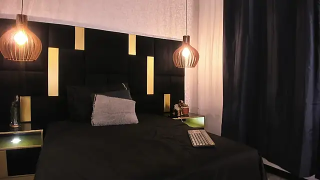 Lucio  Fox online show from March 2026 11:50:01 AM