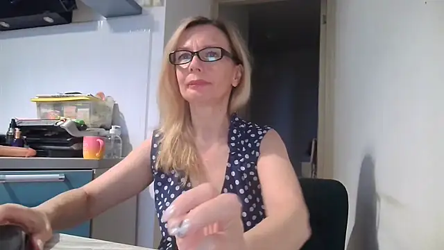 Snapshot of Sweetmurrr chatting on June 2026 01:47:02 AM Sweetmurrr online show from June 2026 01:47:02 AM