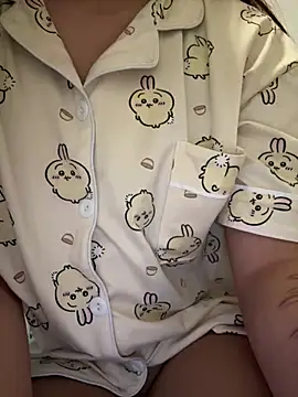 mimi9420 online show from April 2026 06:28:01 PM