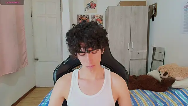 Nude Boy18 online show from March 2026 04:29:01 AM