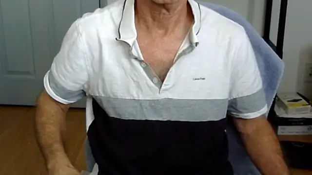 funone1999 online show from November 2025 08:32:01 PM