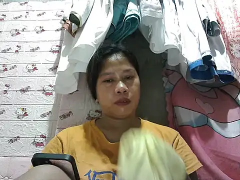 Pilipinalyn23 online show from June 2026 11:35:01 PM