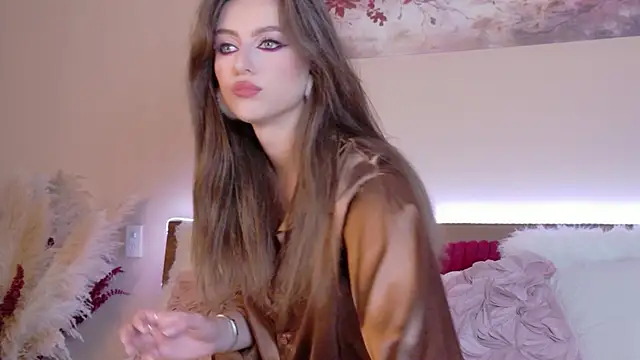 Snapshot of Sienna_Voss chatting on June 2026 08:12:02 PM Sienna Voss online show from June 2026 08:12:02 PM