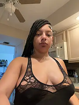 Snapshot of allybluee777 chatting on July 2026 02:32:01 PM allybluee777 online show from July 2026 02:32:01 PM