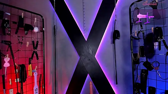 VictoryaLiah BDSM online show from March 2026 10:53:02 AM