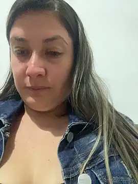 Snapshot of Abby-LS chatting on December 2025 11:20:01 PM Abby-LS online show from December 2025 11:20:01 PM