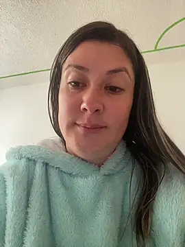 Snapshot of Abby-LS chatting on December 2025 05:28:02 PM Abby-LS online show from December 2025 05:28:02 PM