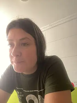 Snapshot of Abby-LS chatting on December 2025 02:24:01 PM Abby-LS online show from December 2025 02:24:01 PM