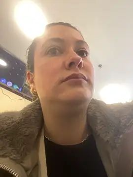 Snapshot of Abby-LS chatting on January 2026 05:27:02 PM Abby-LS online show from January 2026 05:27:02 PM