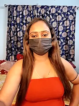 Cute-lusi online show from March 2026 06:35:01 PM