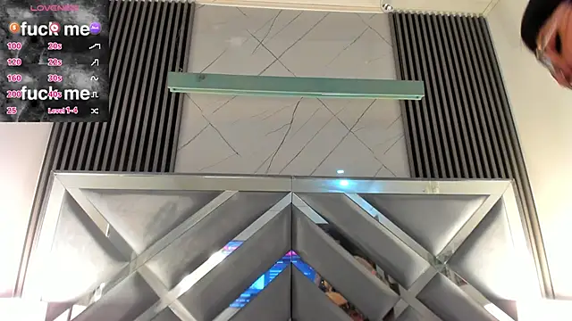 Snapshot of Ravenna666_ chatting on February 2026 08:26:02 PM Ravenna666 online show from February 2026 08:26:02 PM