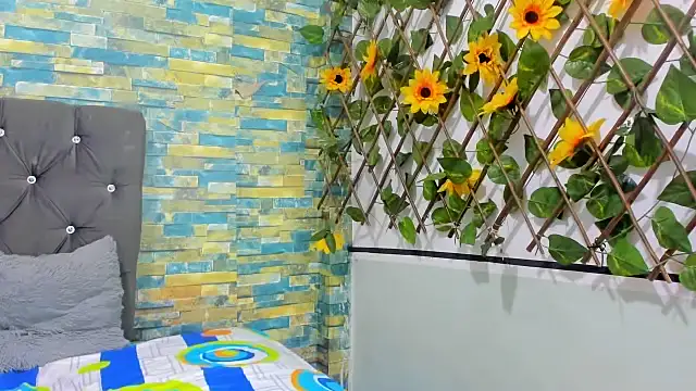 partdemonlatin666 online show from October 2025 09:04:01 PM