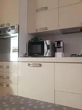 singolo discreto online show from April 2026 05:34:02 AM