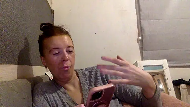Bellababexox online show from June 2026 12:56:02 AM