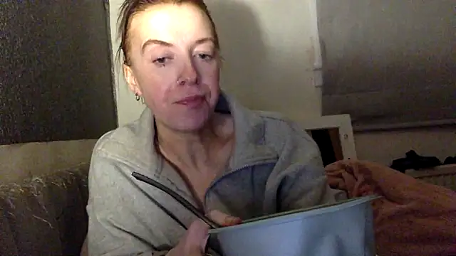 Snapshot of Bellababexox chatting on June 2026 01:05:01 AM Bellababexox online show from June 2026 01:05:01 AM