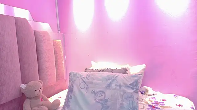 AndreaSweet2 online show from June 2026 07:41:01 PM