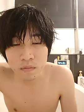 Snapshot of tanaka113 chatting on May 2026 03:42:02 PM tanaka113 online show from May 2026 03:42:02 PM