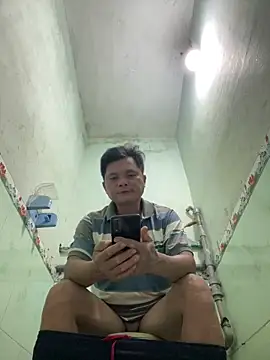 Snapshot of hotboy2x chatting on March 2026 12:33:02 PM hotboy2x online show from March 2026 12:33:02 PM