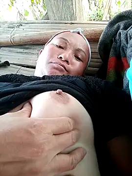 Love-Mama33 online show from March 2026 05:56:02 AM