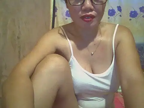 sexymorenal18 online show from April 2026 12:19:01 AM