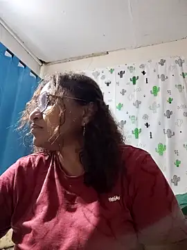 Avannay online show from April 2026 12:43:02 AM