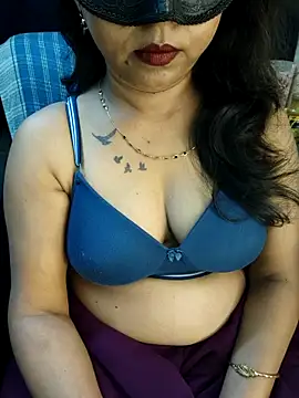 Sexy juhee online show from March 2026 04:52:01 PM