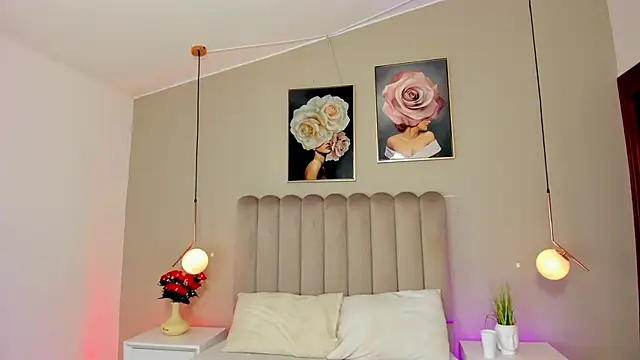 Snapshot of Dani_rosse_ chatting on May 2026 01:08:01 PM Dani rosse online show from May 2026 01:08:01 PM