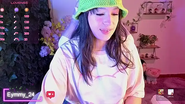 Snapshot of Eymmy_24 chatting on June 2026 01:37:01 AM Eymmy 24 online show from June 2026 01:37:01 AM