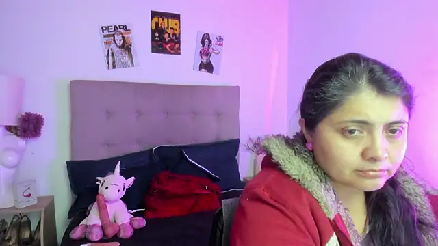 TifanyAmazinng online show from February 2026 12:41:02 PM