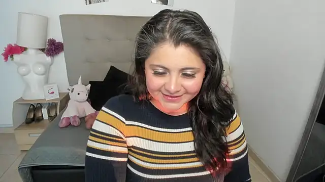 TifanyAmazinng online show from March 2026 01:33:01 PM