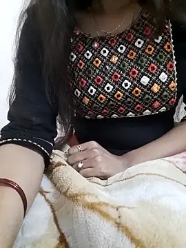 Aarti-kumri online show from February 2026 02:04:01 AM