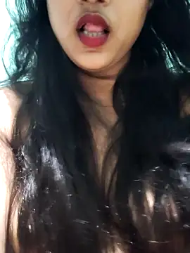 Snapshot of SugarWithSpice chatting on November 2025 08:14:02 AM SugarWithSpice online show from November 2025 08:14:02 AM