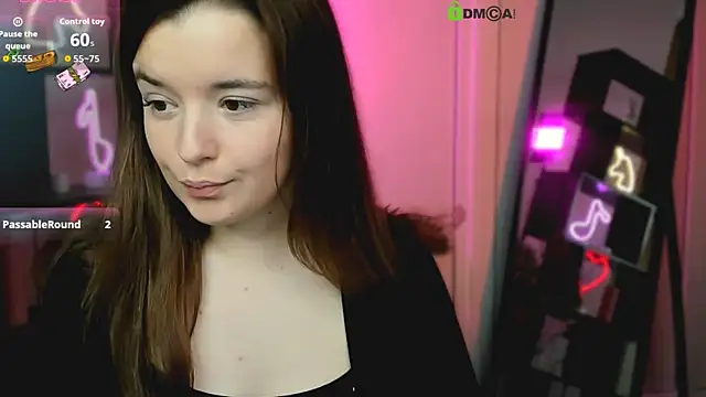 Snapshot of nika-still chatting on November 2025 02:28:02 PM nika-still online show from November 2025 02:28:02 PM