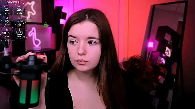 Snapshot of nika-still chatting on November 2025 10:29:01 AM nika-still online show from November 2025 10:29:01 AM