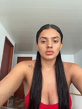 Snapshot of AnaaFaith_ chatting on April 2026 06:43:01 PM AnaaFaith online show from April 2026 06:43:01 PM