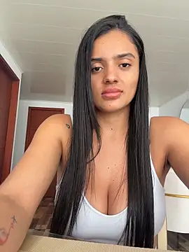 Snapshot of AnaaFaith_ chatting on May 2026 06:59:01 PM AnaaFaith online show from May 2026 06:59:01 PM