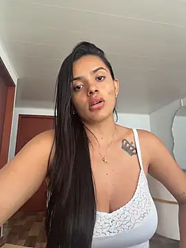 Snapshot of AnaaFaith_ chatting on June 2026 06:41:01 PM AnaaFaith online show from June 2026 06:41:01 PM
