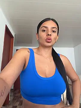 Snapshot of AnaaFaith_ chatting on July 2026 06:32:01 PM AnaaFaith online show from July 2026 06:32:01 PM