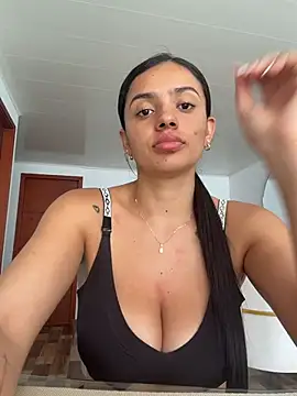 Snapshot of AnaaFaith_ chatting on July 2026 05:42:02 PM AnaaFaith online show from July 2026 05:42:02 PM
