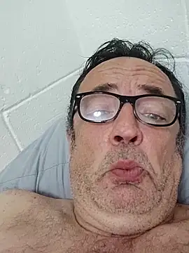 Txacas online show from September 2025 04:22:01 AM