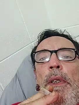 Txacas online show from November 2025 01:03:02 AM