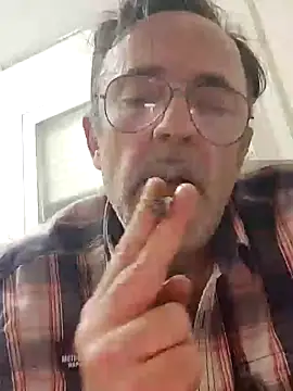 Txacas online show from May 2026 11:53:01 PM
